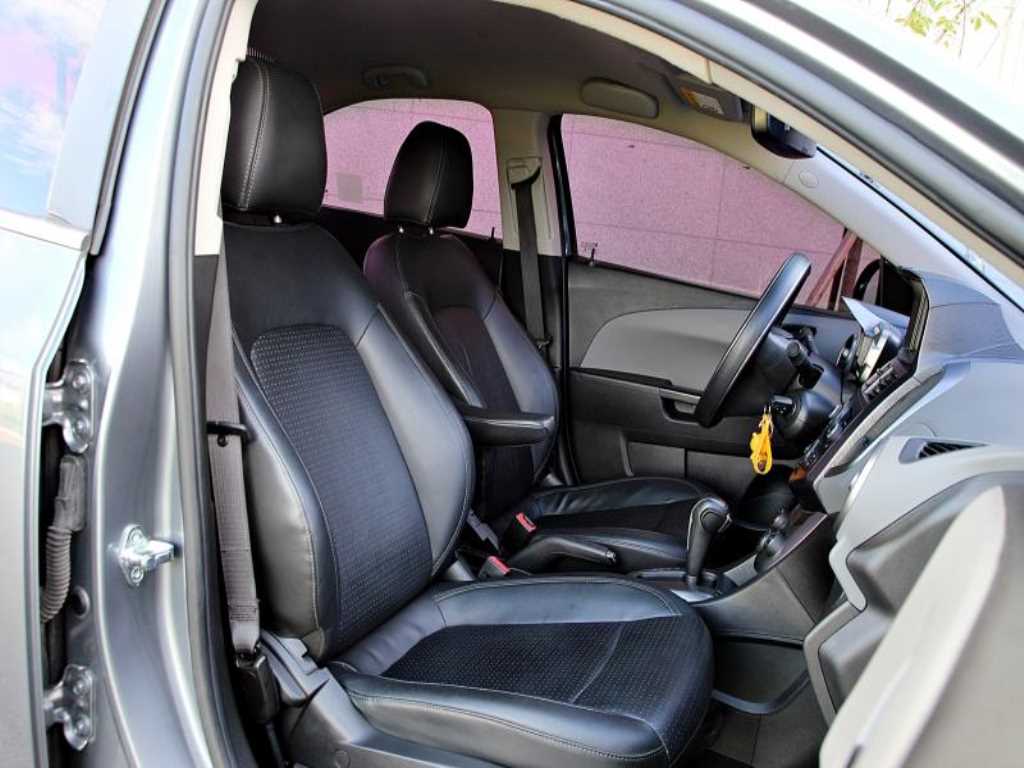 Chevrolet Abeo 2015 Gris - Importación desde Corea - HF Imports Iquique - Foto 17