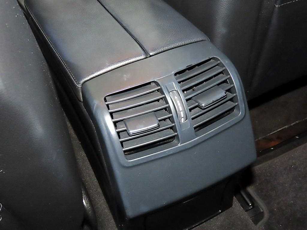 Mercedes Benz E class 2014 Gris - Importación desde Corea - HF Imports Iquique - Foto 14