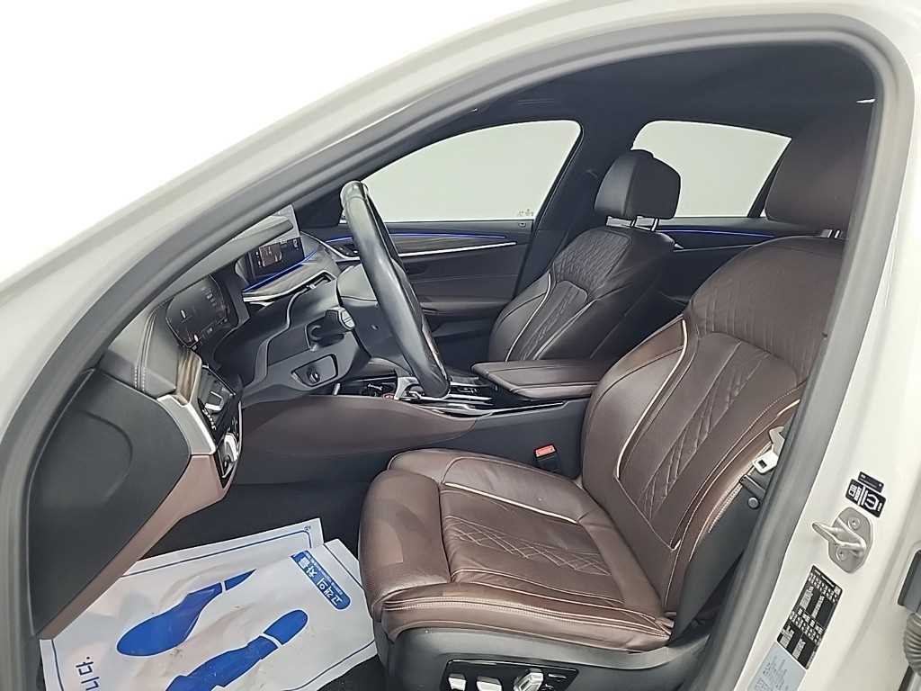 BMW 5 Series - Vista 11