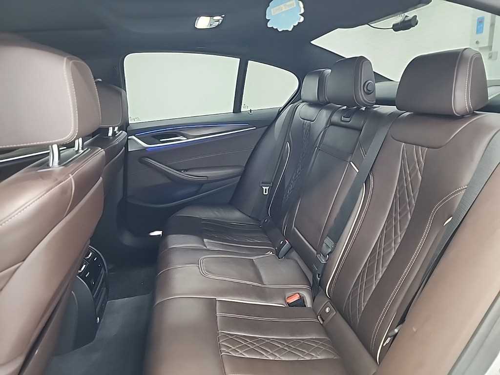 BMW 5 Series - Vista 12