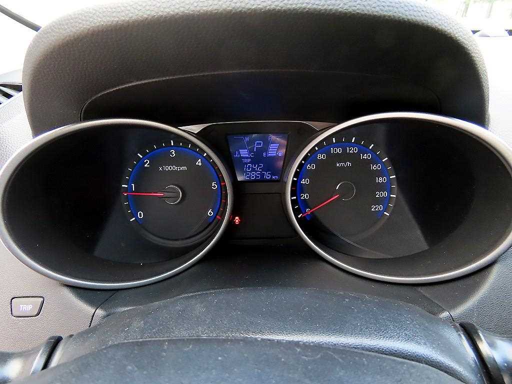 HYUNDAI Tucson - Vista 9