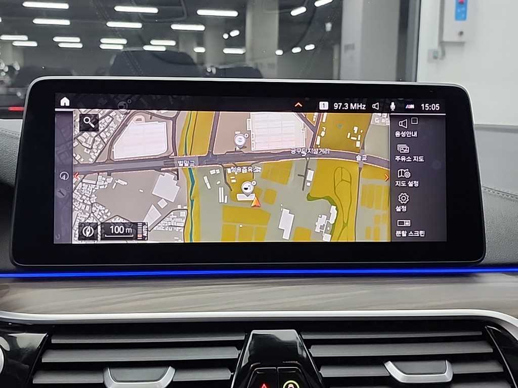 BMW 5 Series 2021 Blanco - Importación desde Corea - HF Imports Iquique - Foto 15