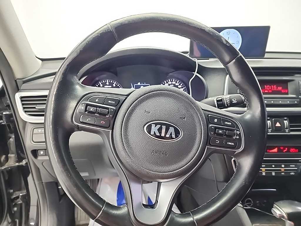 KIA K5 - Vista 9