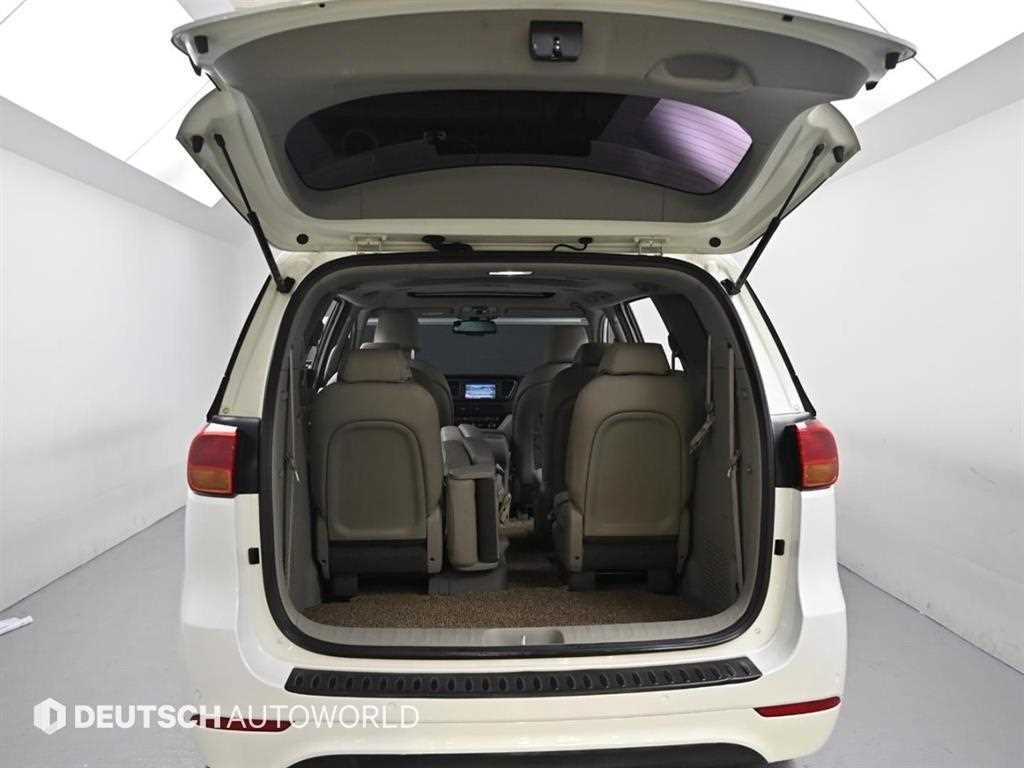 KIA Carnival 2015 Blanco - Importación desde Corea - HF Imports Iquique - Foto 19