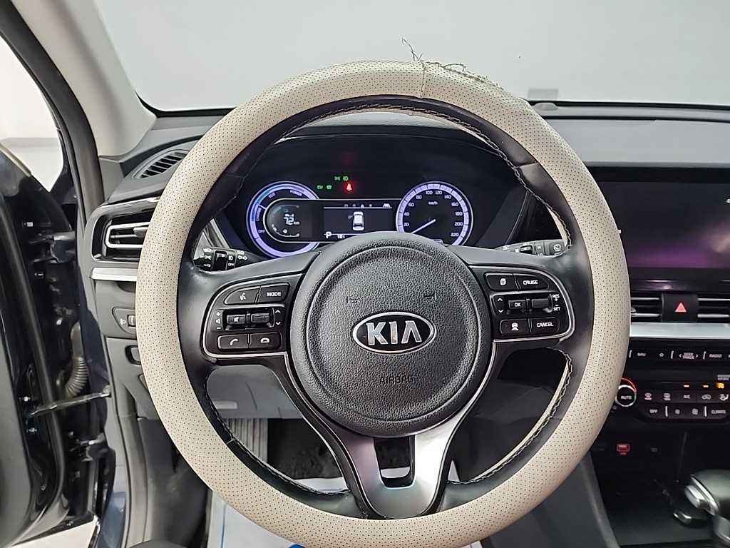 KIA Niro - Vista 9