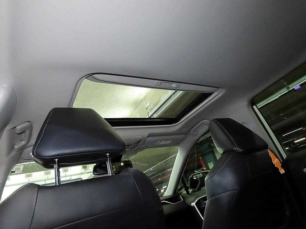 Toyota RAV4 2023 Blanco - Importación desde Corea - HF Imports Iquique - Foto 16