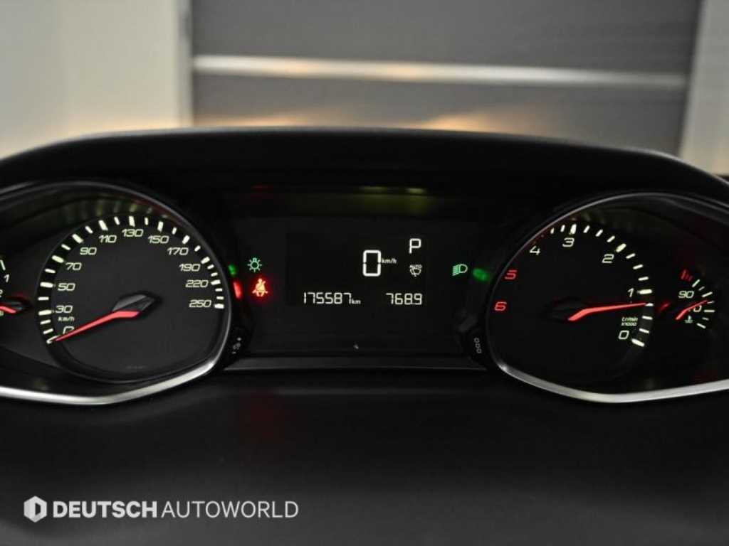 Peugeot 308 - Vista 8