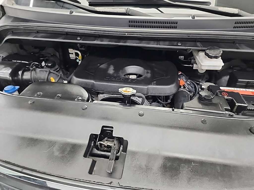 HYUNDAI Starex - Vista 5