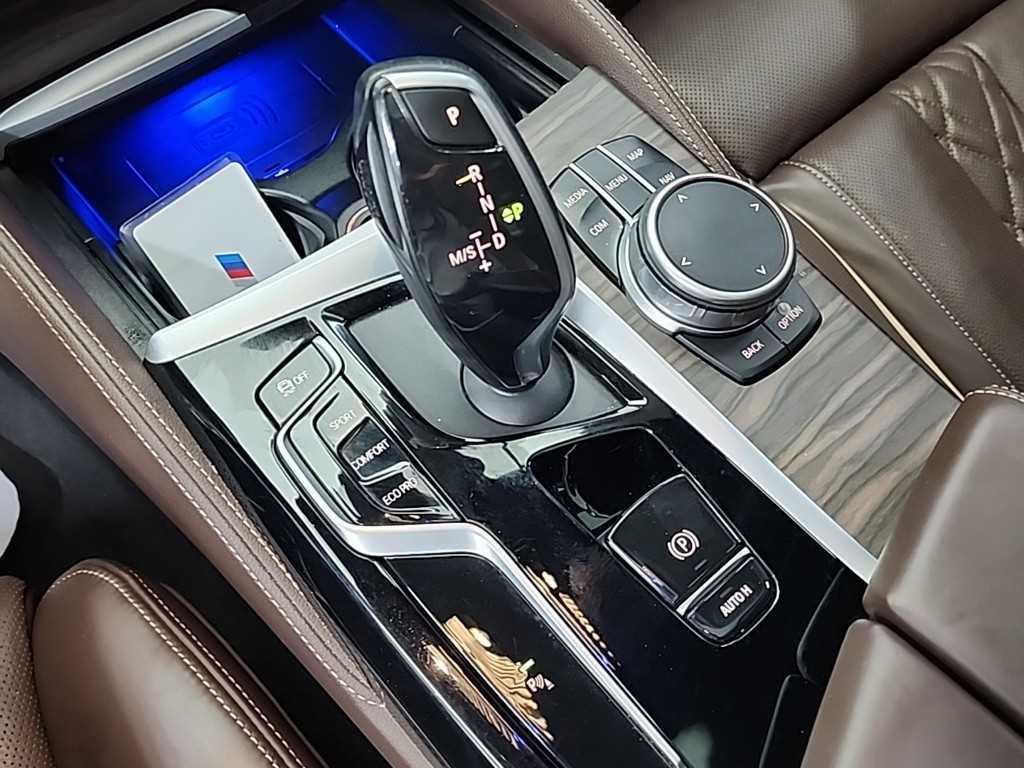 BMW 5 Series - Vista 8