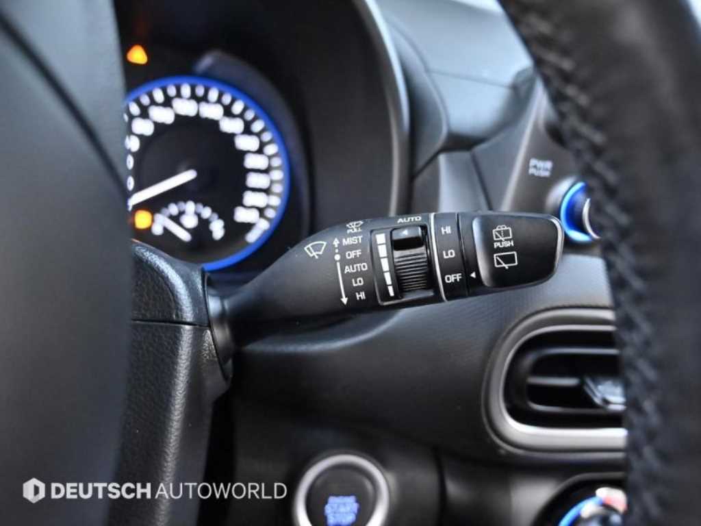 HYUNDAI Kona - Vista 11