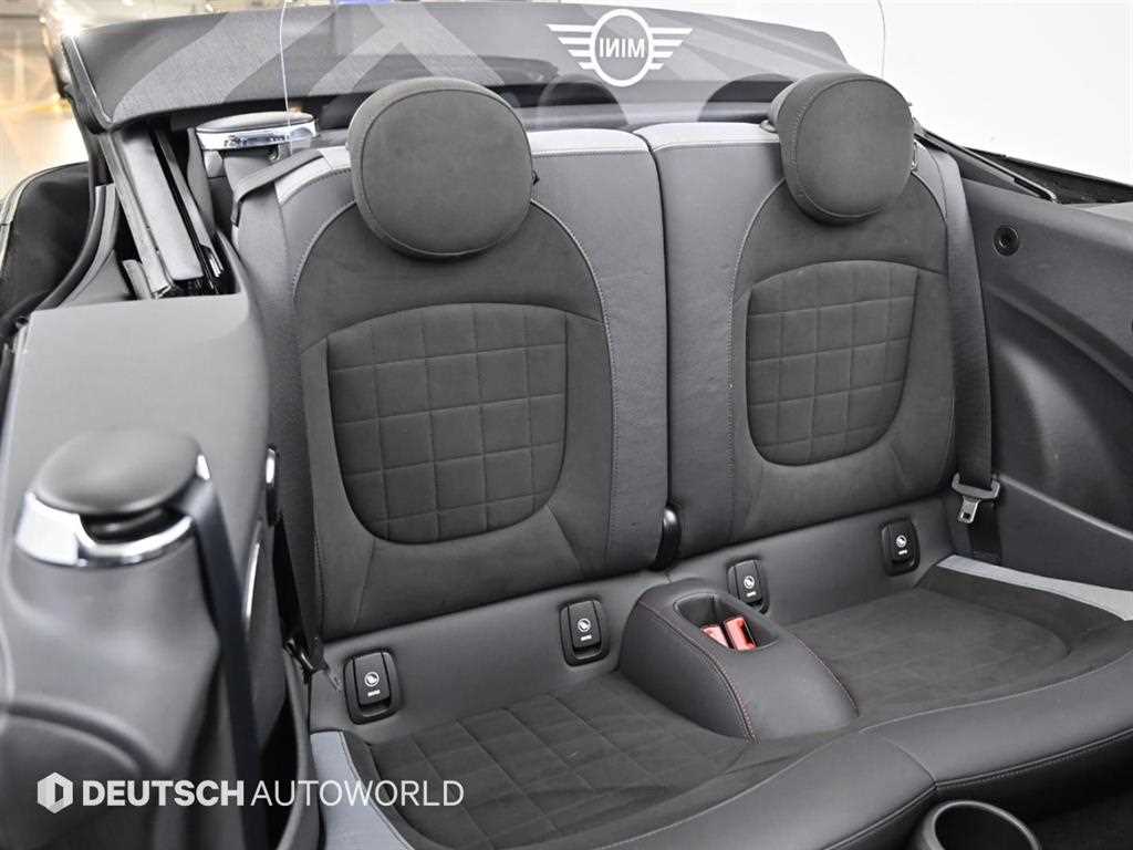 Mini Cooper Convertible - Vista 12