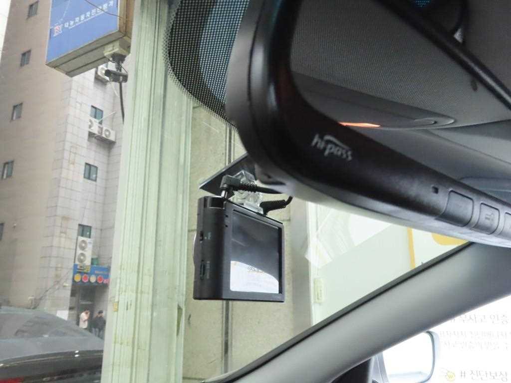 HYUNDAI Sonata - Vista 11