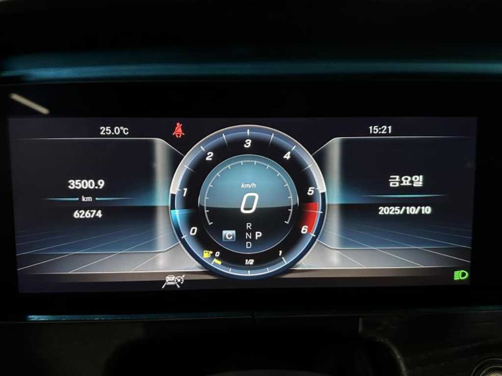 Mercedes Benz CLS Class - Vista 5