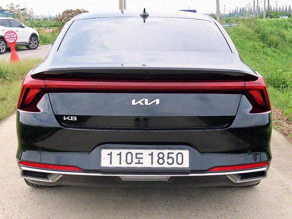 KIA K8 - Vista 4