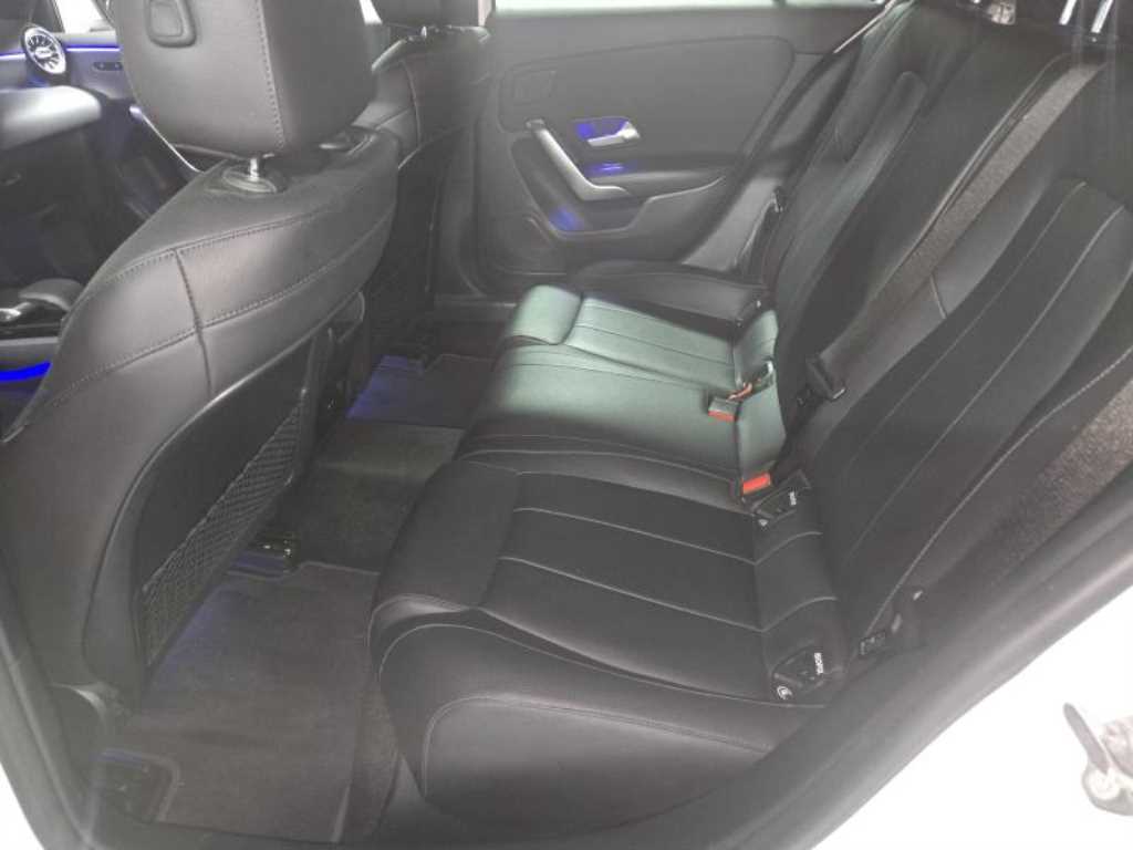 Mercedes Benz A Class - Vista 10