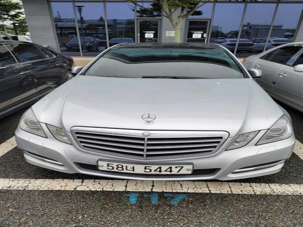 Mercedes Benz E class 2011 Gris - Importación desde Corea - HF Imports Iquique - Foto 1