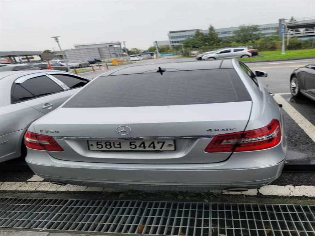 Mercedes Benz E class - Vista 2