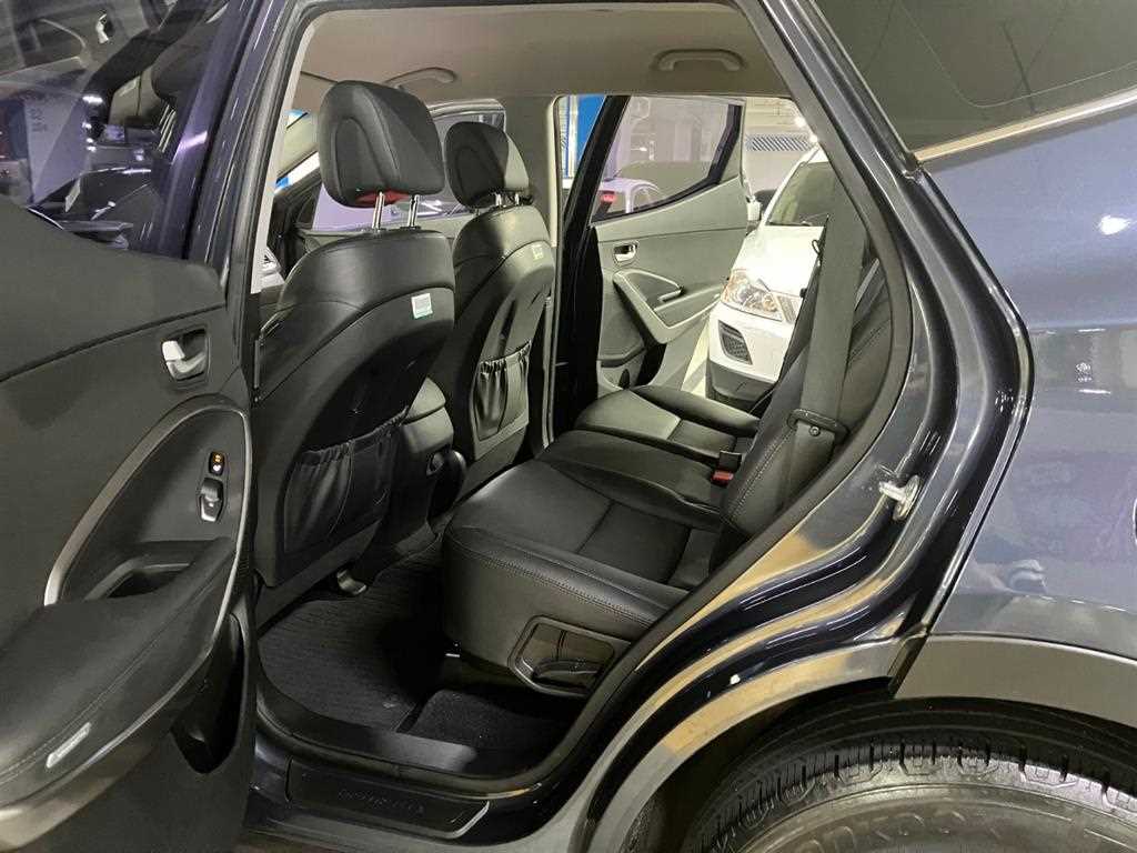 HYUNDAI Santa Fe - Vista 8
