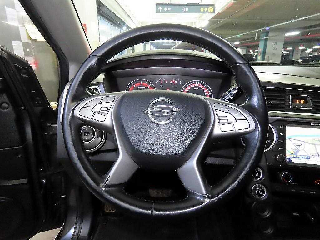 Ssangyong Korando - Vista 8