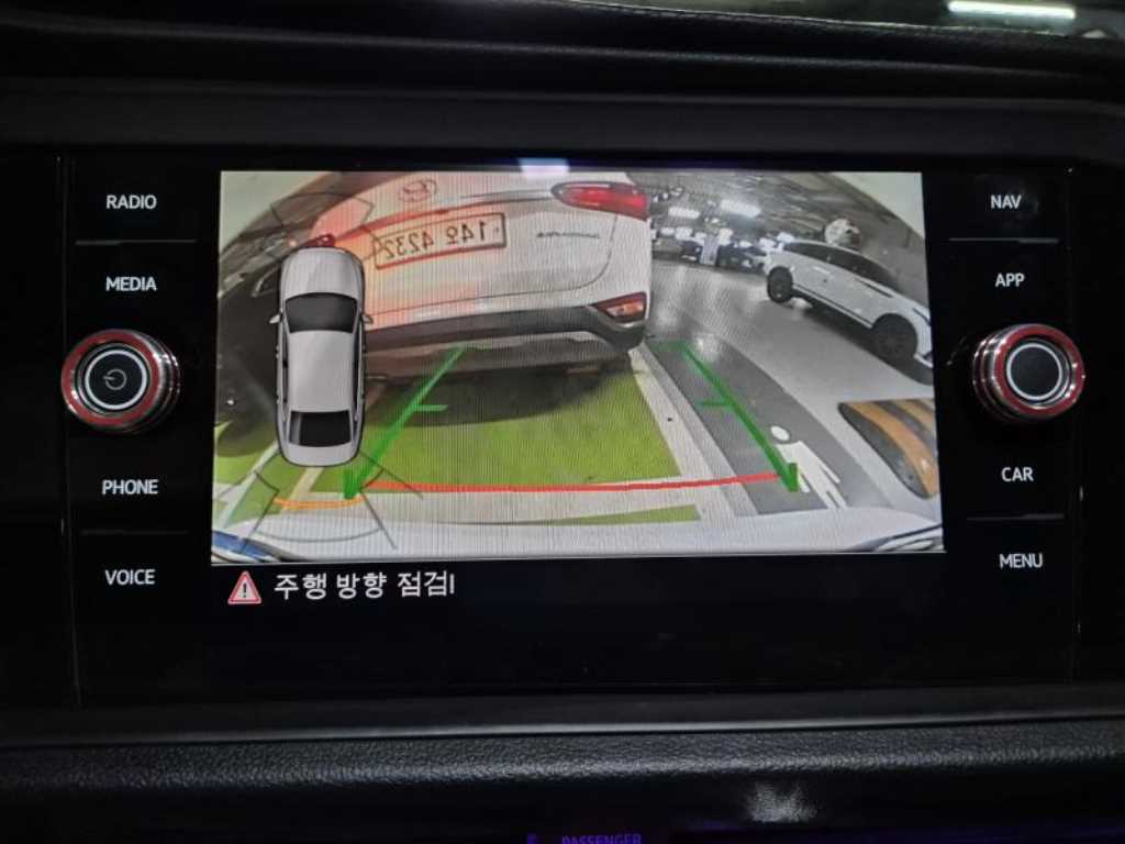 Volkswagen Jetta - Vista 10