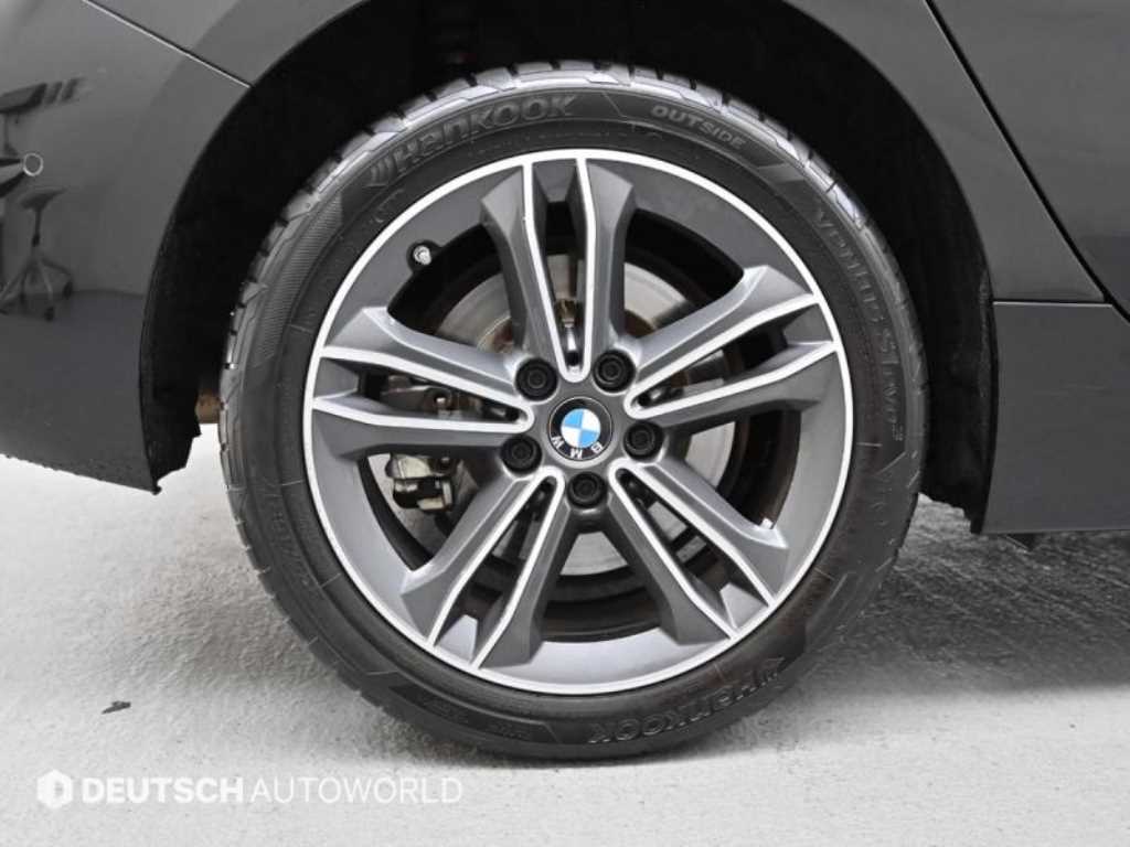 BMW 1 series - Vista 5