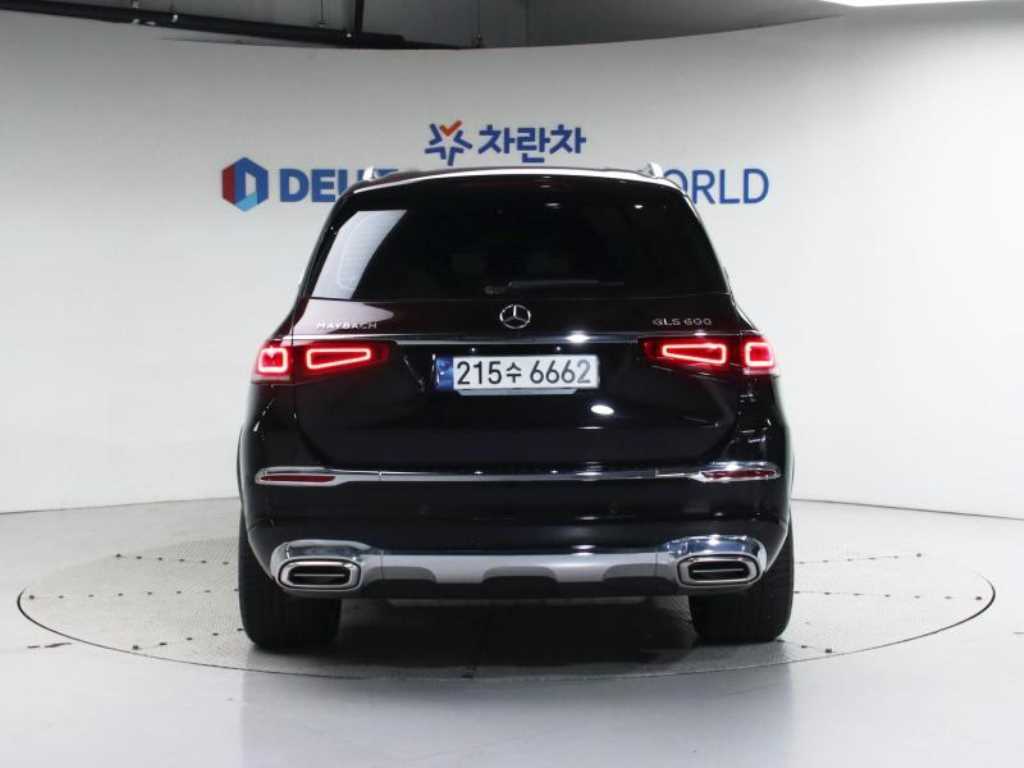 Mercedes Benz GLS Class - Vista 4