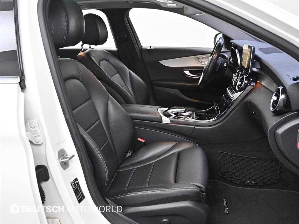 Mercedes Benz C Class - Vista 10