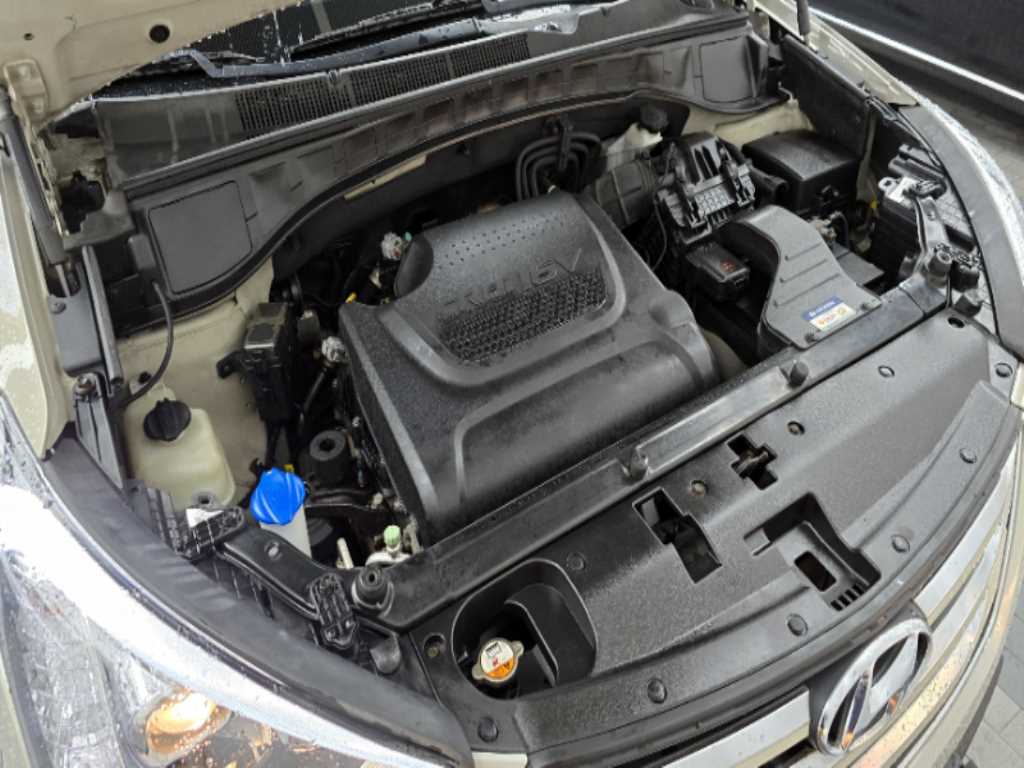 HYUNDAI Santa Fe - Vista 6