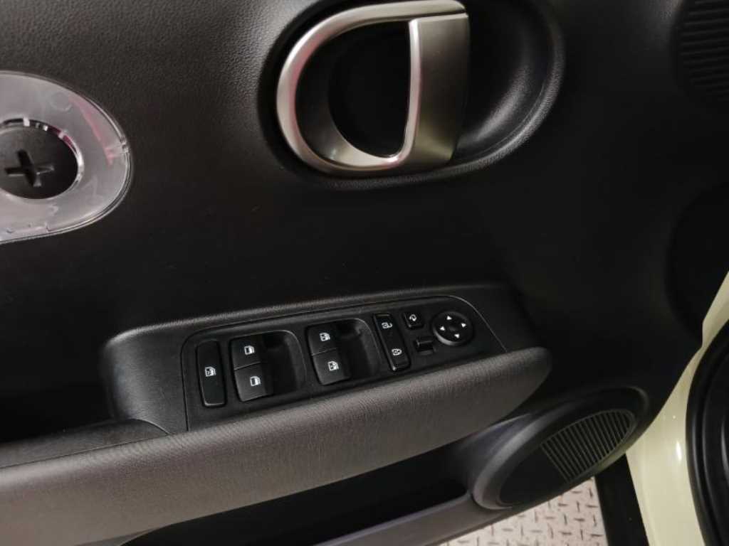 HYUNDAI Casper - Vista 9