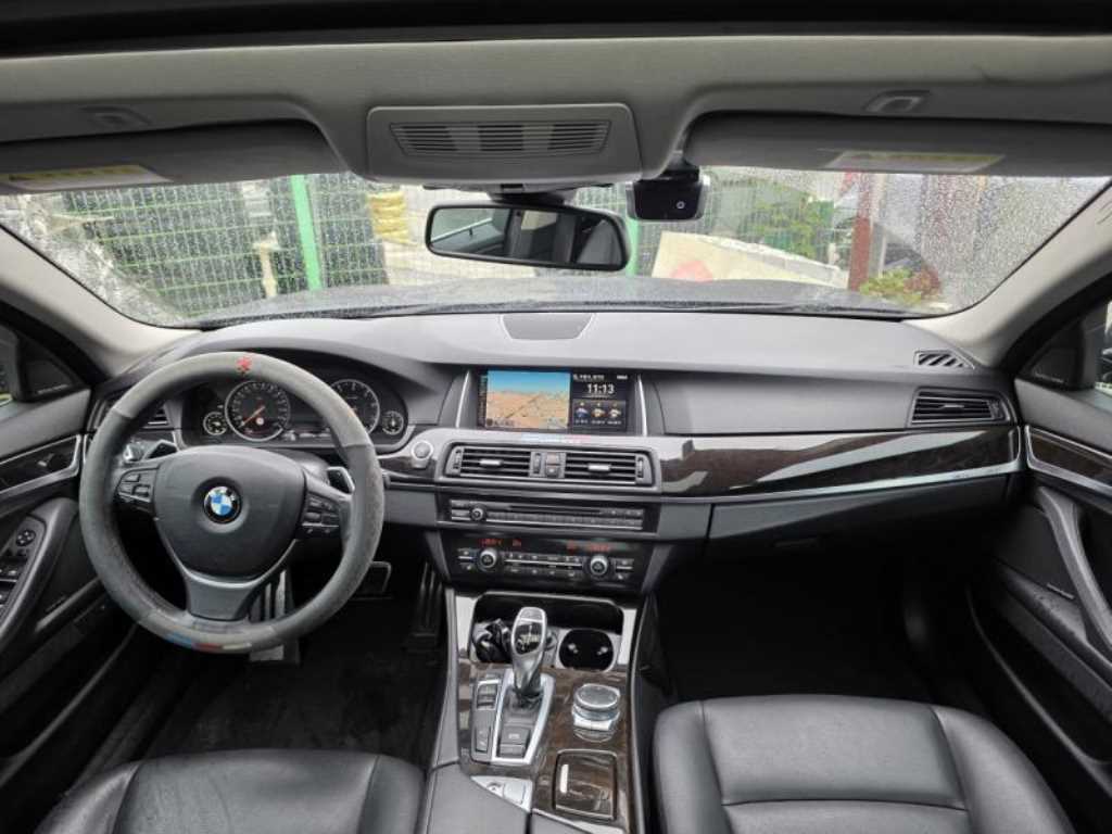 BMW 5 Series - Vista 7