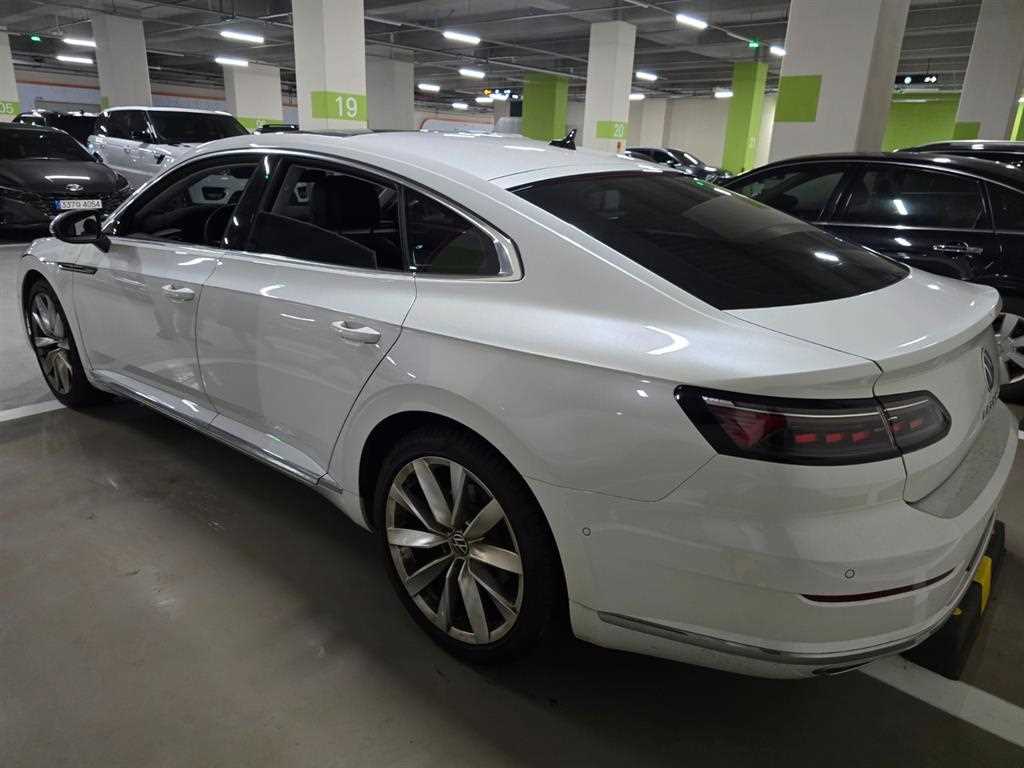 Volkswagen Arteon - Vista 6