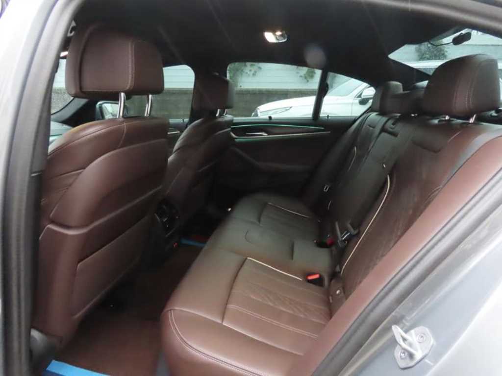 BMW 5 Series - Vista 7