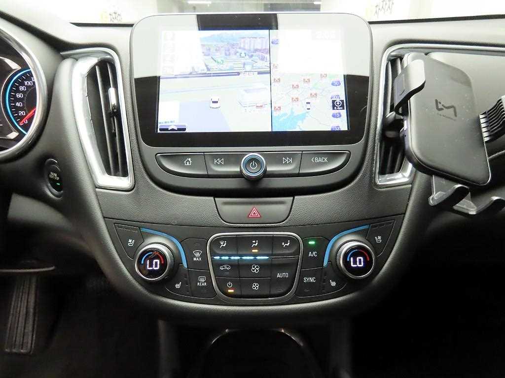 Chevrolet Malibu - Vista 12