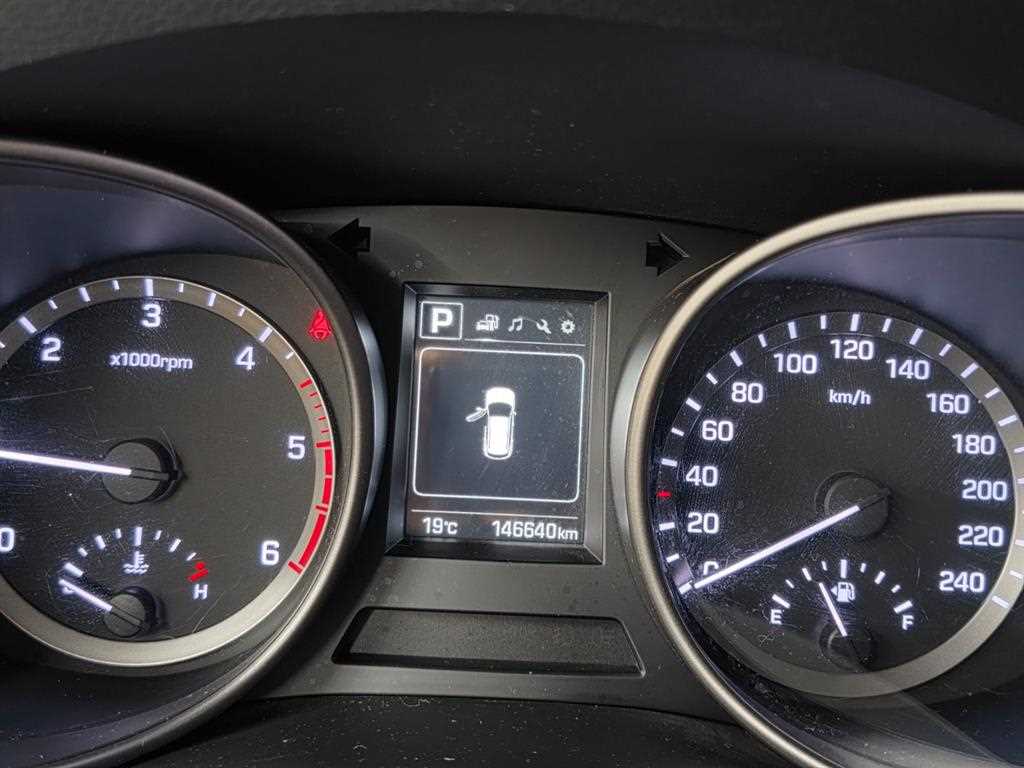 HYUNDAI Santa Fe - Vista 10