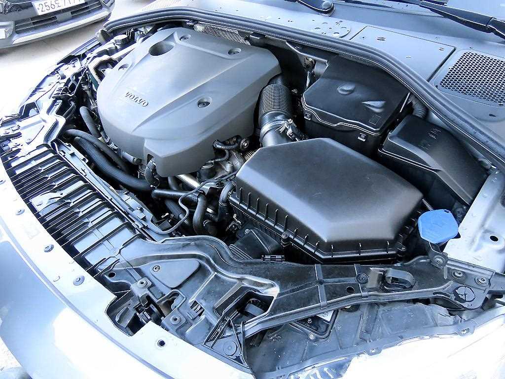 Volvo S60 2016 Gris - Importación desde Corea - HF Imports Iquique - Foto 18