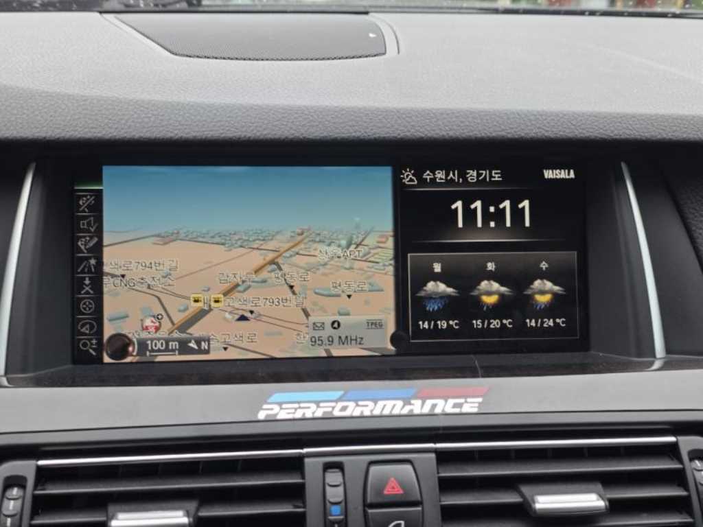 BMW 5 Series - Vista 11