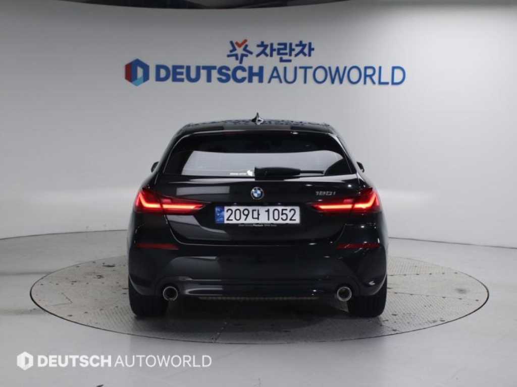 BMW 1 series - Vista 4