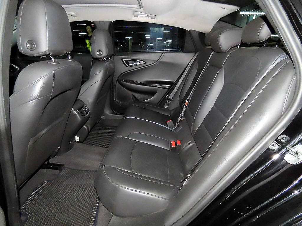 Chevrolet Malibu - Vista 7