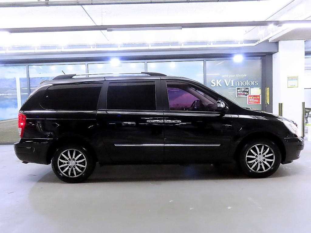 KIA Carnival - Vista 3