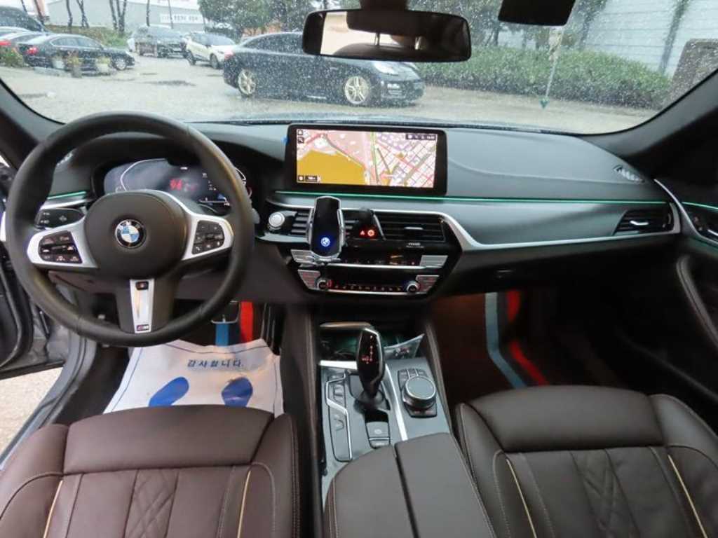 BMW 5 Series - Vista 8