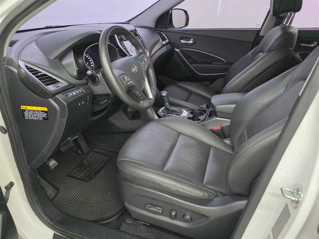 HYUNDAI Santa Fe - Vista 6