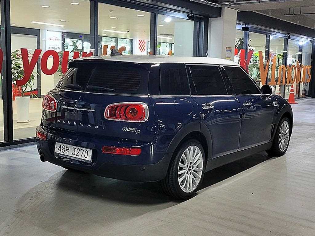 Mini Clubman - Vista 4