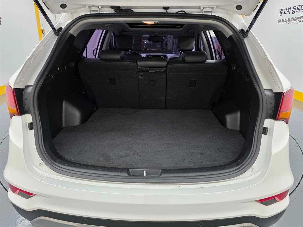 HYUNDAI Santa Fe - Vista 9