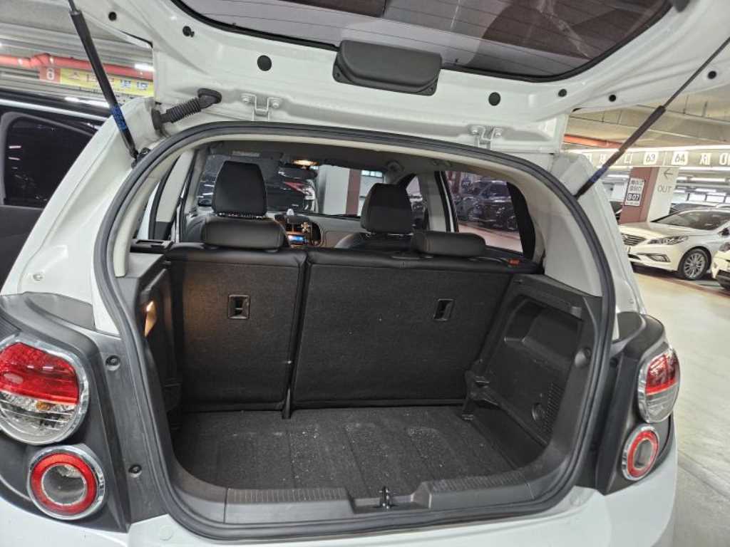 Chevrolet Abeo 2012 Blanco - Importación desde Corea - HF Imports Iquique - Foto 17