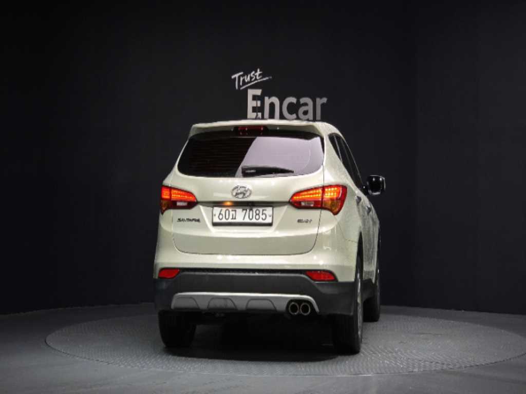 HYUNDAI Santa Fe - Vista 4