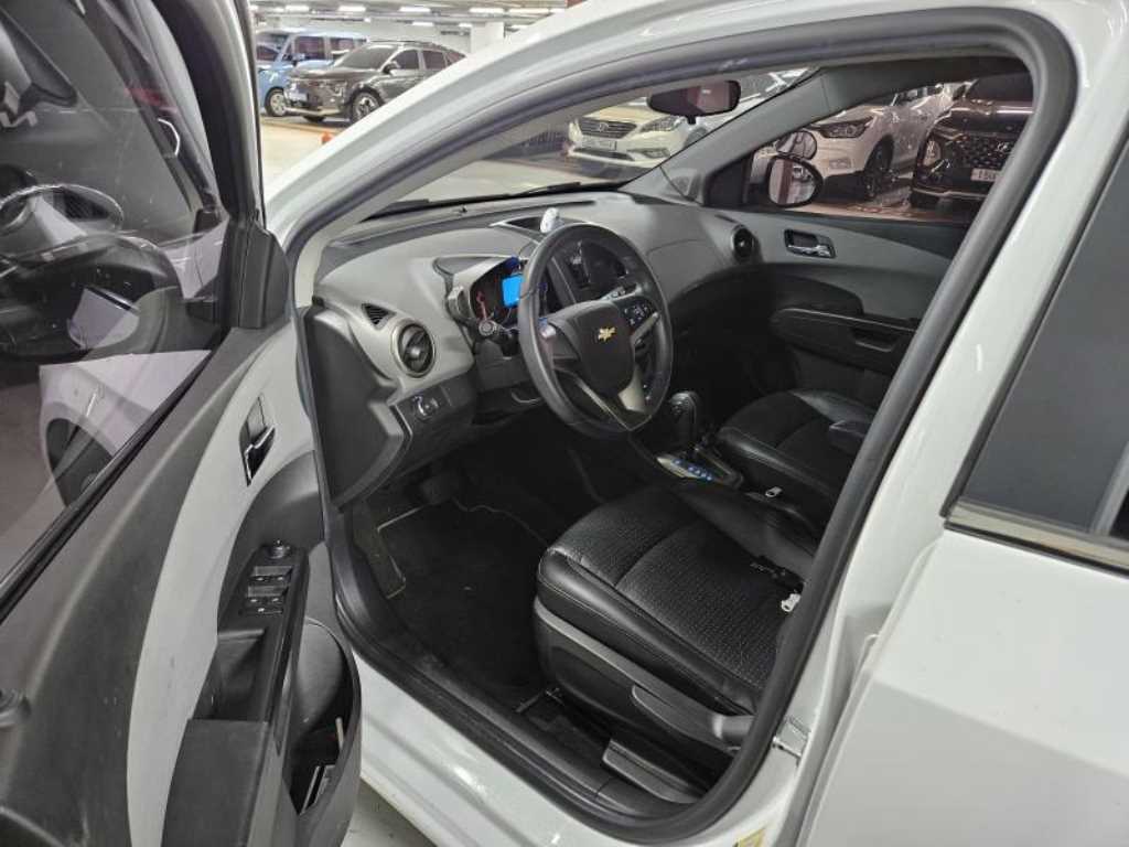 Chevrolet Abeo - Vista 6