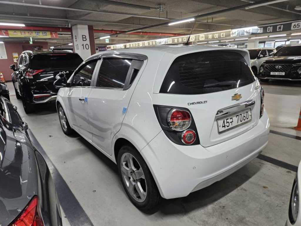 Chevrolet Abeo - Vista 5