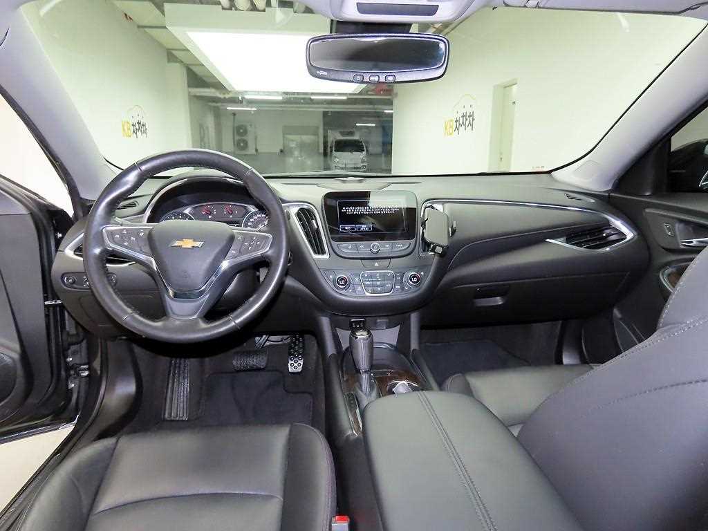 Chevrolet Malibu - Vista 7