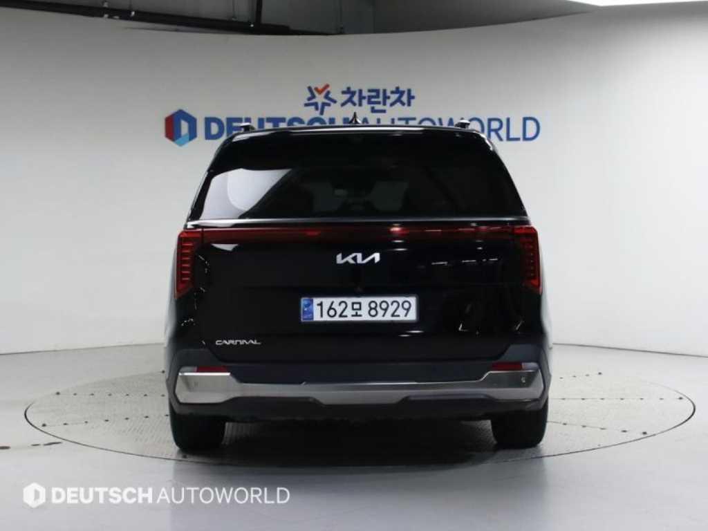 KIA Carnival - Vista 4