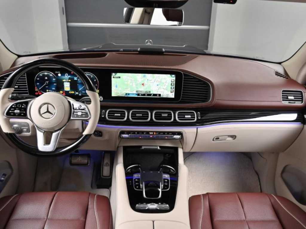 Mercedes Benz GLS Class - Vista 7